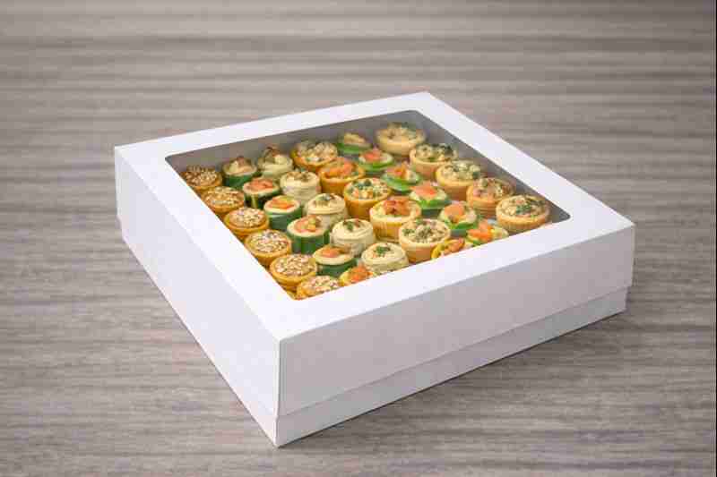 BOITE PATISSIERE 300G AV.F 29X29X8 PQT DE 25